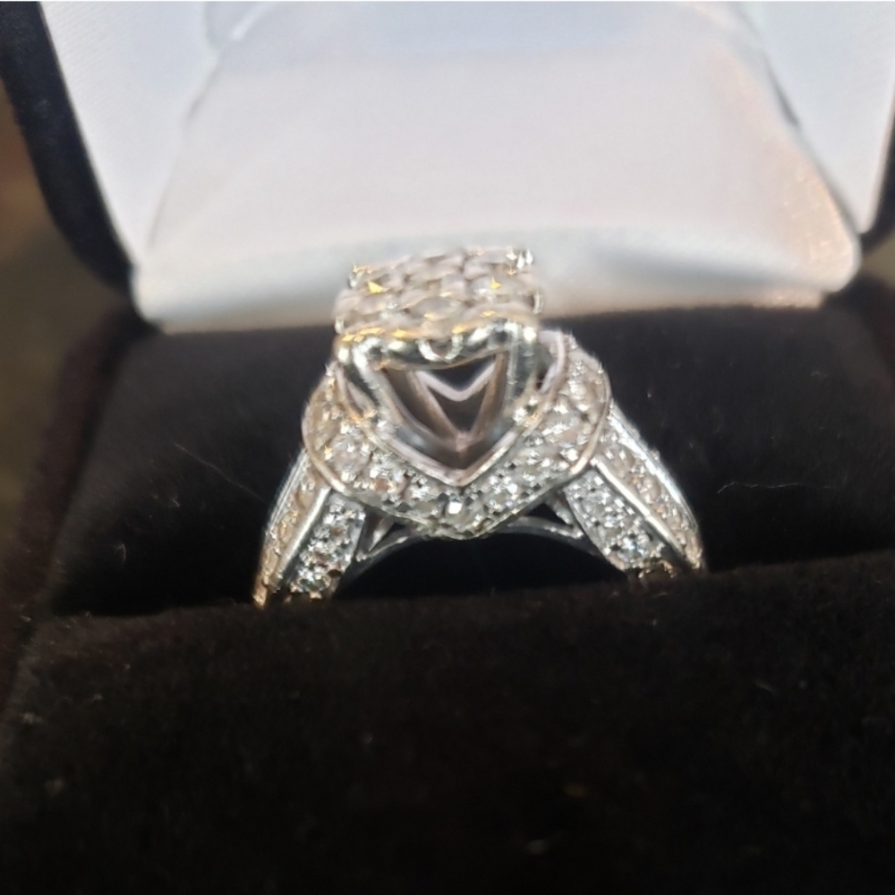 14K white gold Diamond Engagement/wedding ring